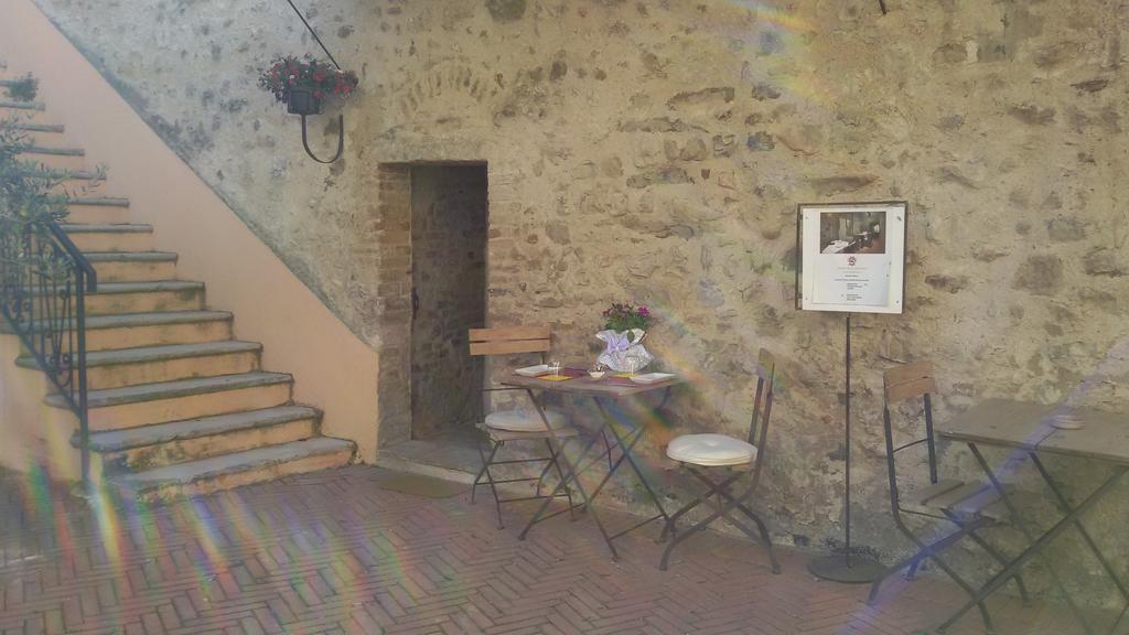 Torre Della Botonta Castel Ritaldi Exterior foto